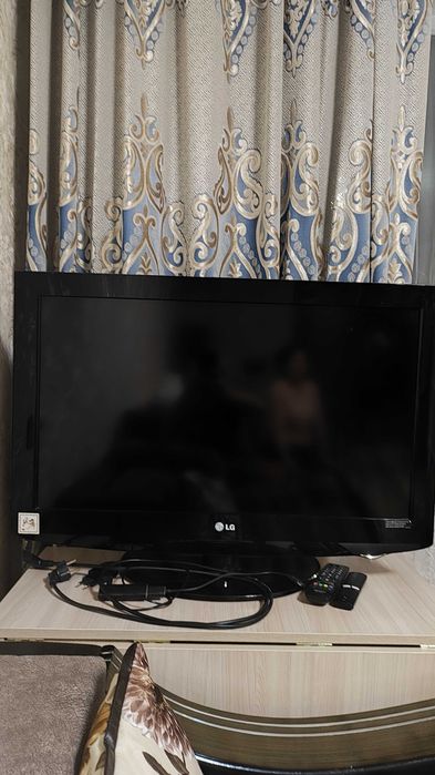 Обменяю телевизор с приставкой смарт ТВ на 20 кг мяса (говядина)