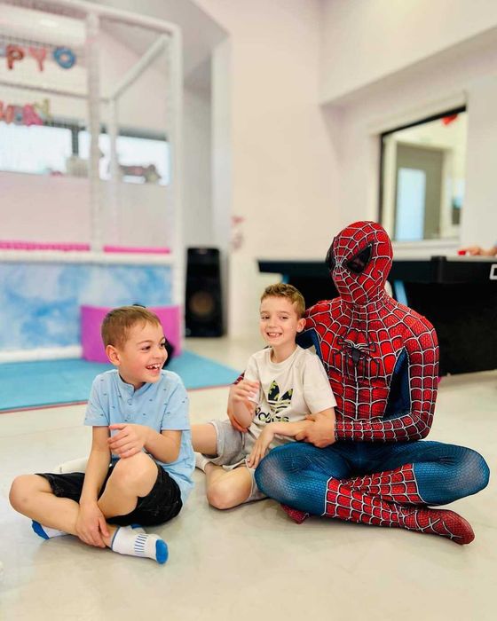 Tobogan gonflabil ° vata pe bat ° baloane de săpun ° animatori