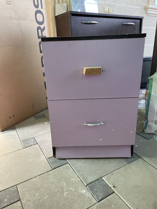 Продам шкафчик в хорошем состояние