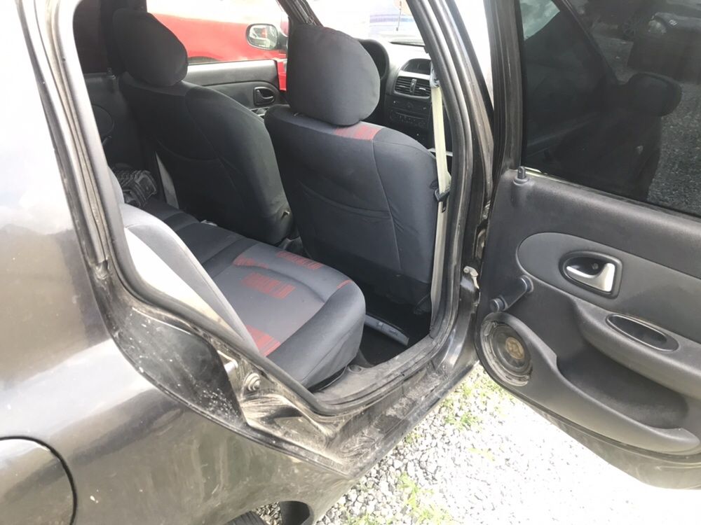 Renault Clio 1.5dci 2004 На Части