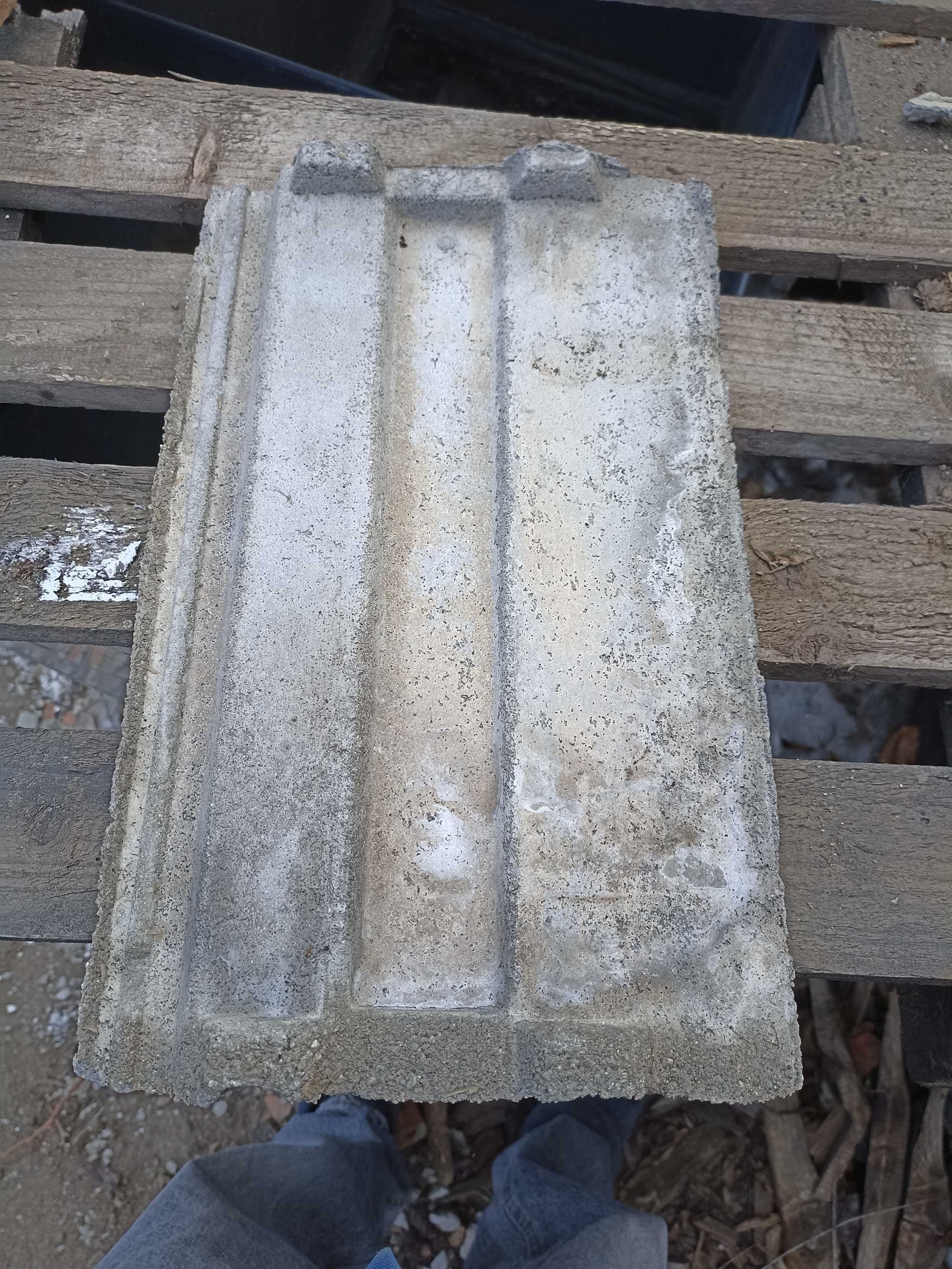 Tigla beton folosita