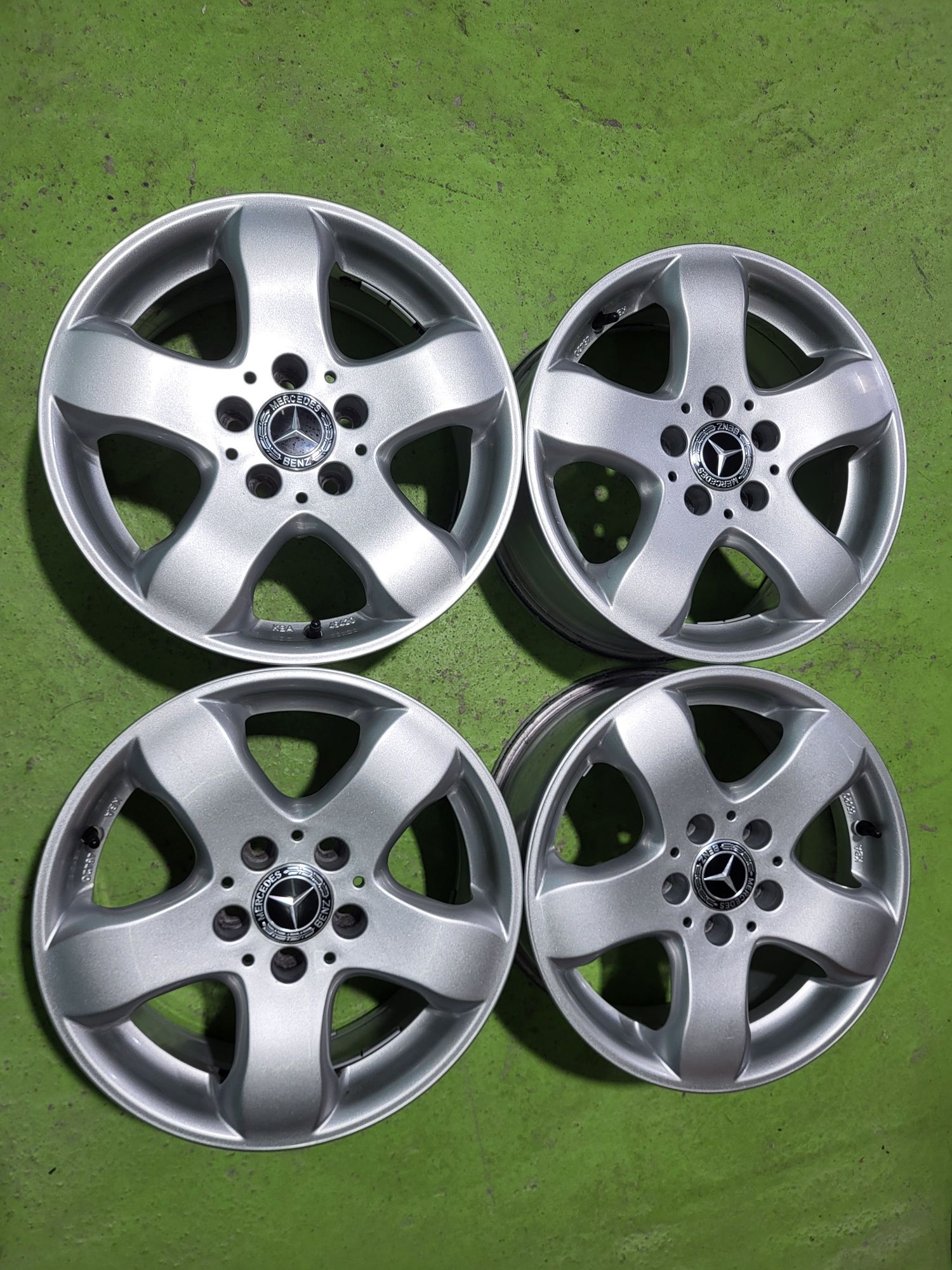 16 5x112 Mercedes E Class W211 W212 C Class W203  W204 Vito Clk 5х112