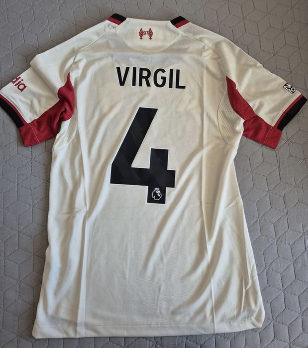 LIVERPOOL 25/26 Salah, Van Dijk, Wirtz