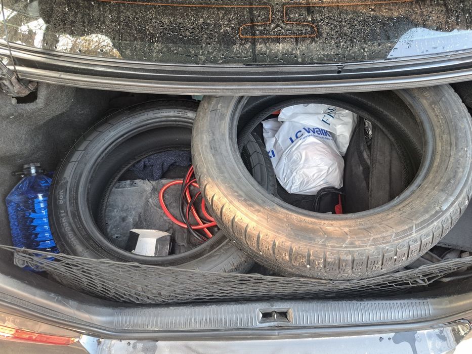 Продам зимные шины 215/55/R17