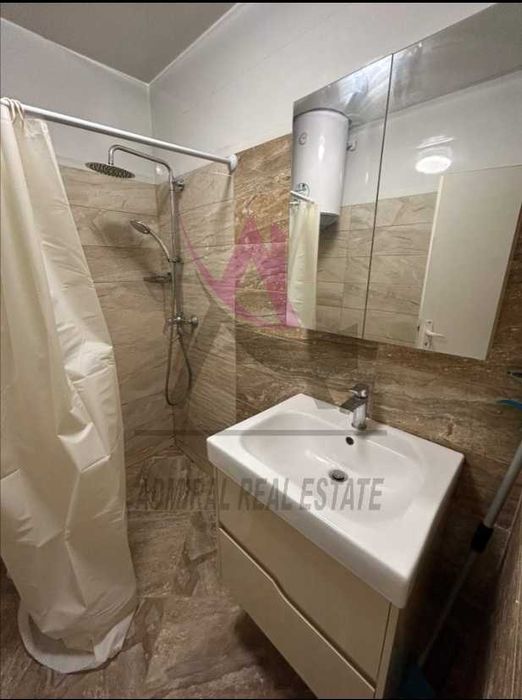 Атрактивна цена -три отделни стаи -Червен площад