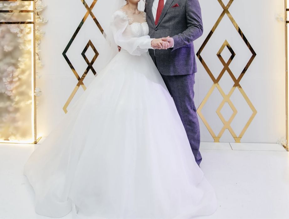 Свадебное платье