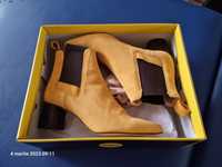 Botine piele intoarsa Zara basic