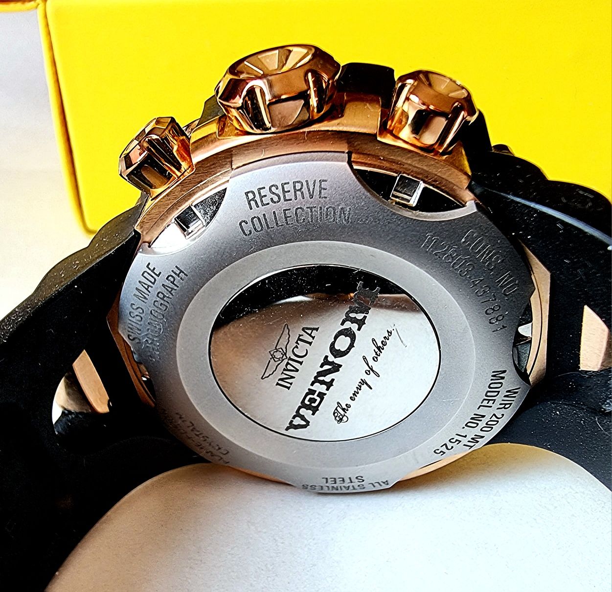 Коллекционные швейцарские часы Invicta Venom Reserve 1525 (Swiss Made)