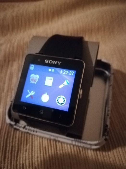 Vând Smartwatch Sony 2