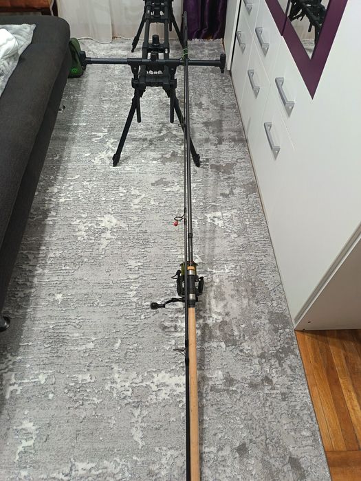 Lanseta JRC Defender Cork, 3.60m, 3.00lbs, 2 buc +Mulineta JRC XTX LC