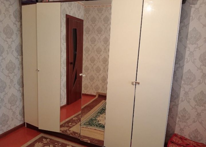 шкаф белом цвете