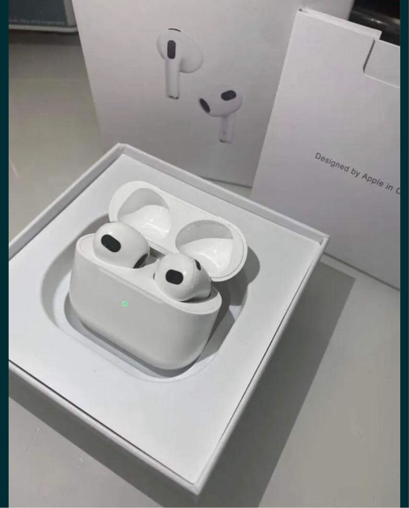 Apple Airpods 3 с подарък калъф