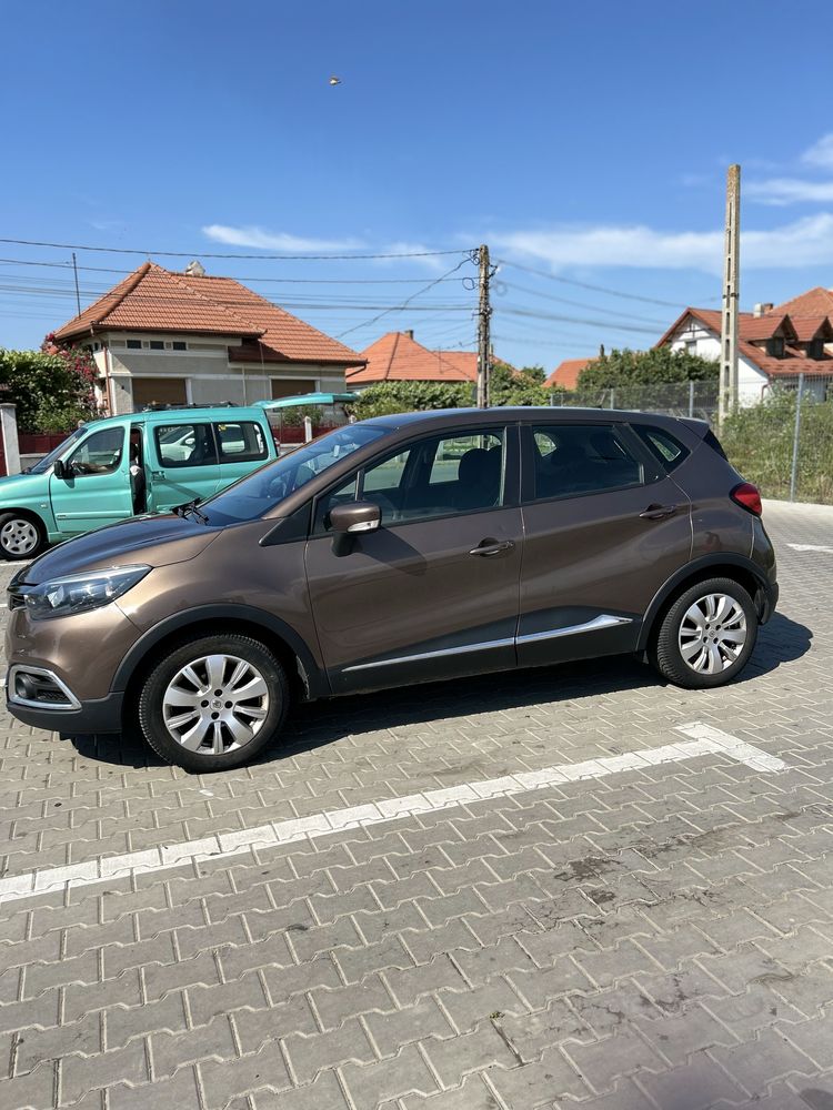 Renault Captur 0.9 tCe • Benzina • Navigatie • Euro 5 •