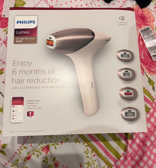 Фотоепилатор Philips Lumea 9000