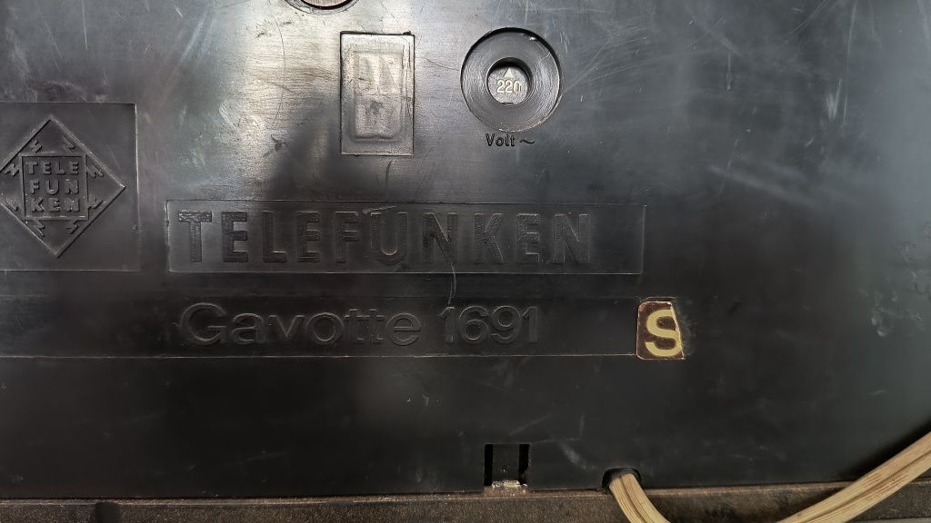 Telefunken gavotte 1691 радио