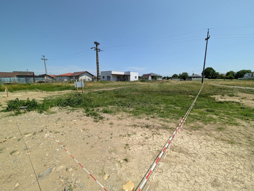 Teren intravilan de vanzare 946 mp – Mihai Viteazu, str. Margaretelor