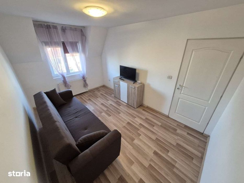 2 Cam- Take Ionescu-3 Min Iulius Town-49 MP-Mobilat- Centrala-Balcon !