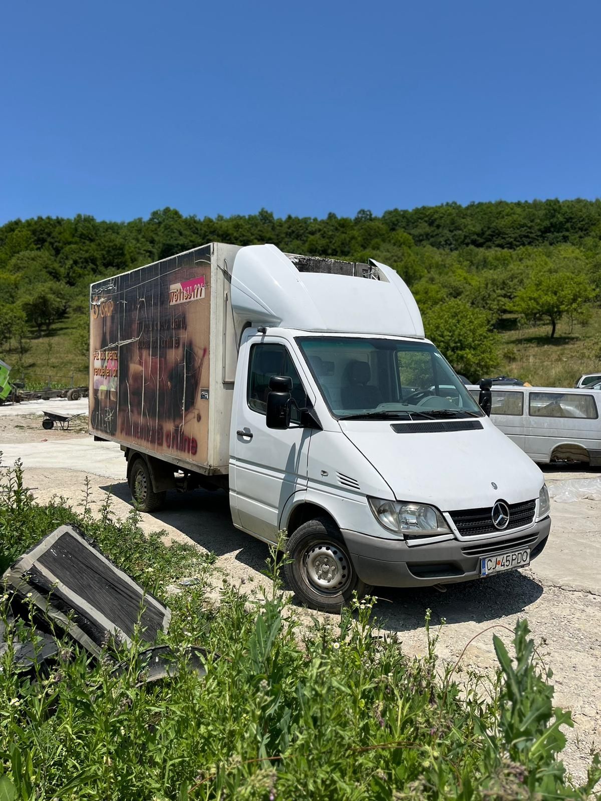 Dezmembrez Mercedes Sprinter 2.2 diesel automat