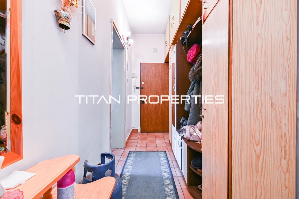 Тристаен, продажба, ж.к Гоце Делчев