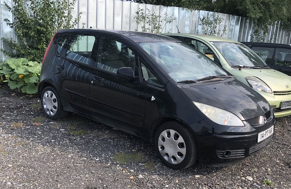 Mitsubishi colt 1.3 i на части