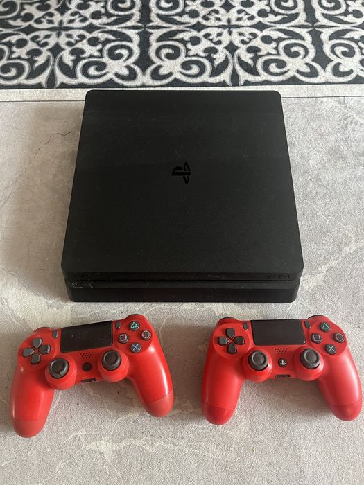 Продам PS4 slim 512