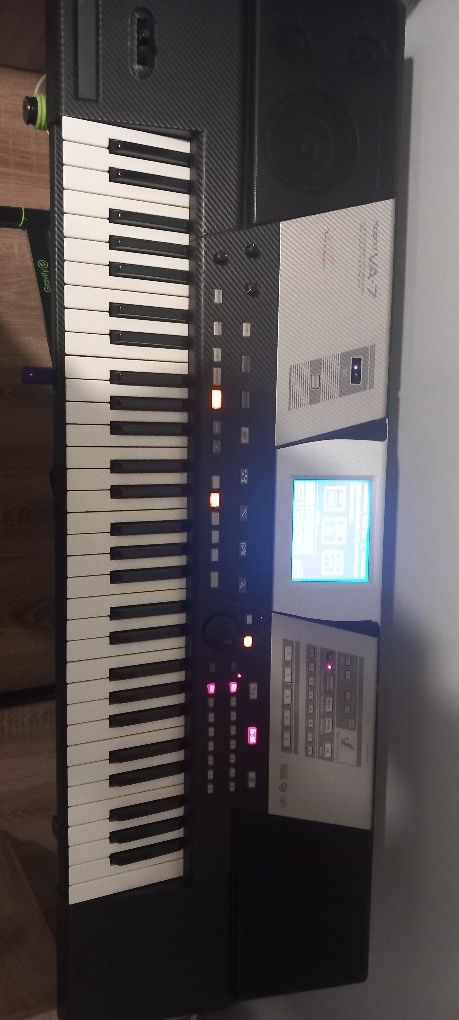 Orga profesionala Roland va7