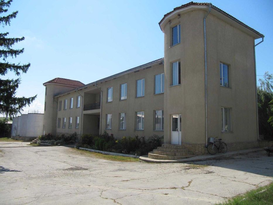 Действующий винный завод в Молдове