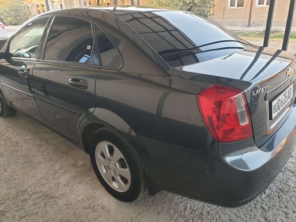 Gentra A/T Elegant 2021