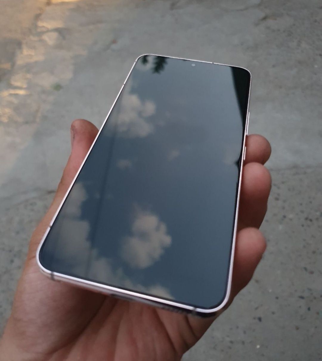 Samsung S22 5G Yangidek Ideal holatda 256GB
