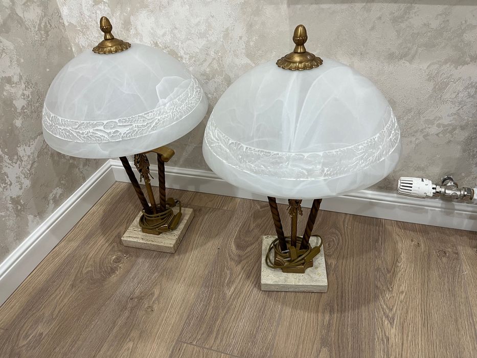 Продам настольные лампы с абажуром
