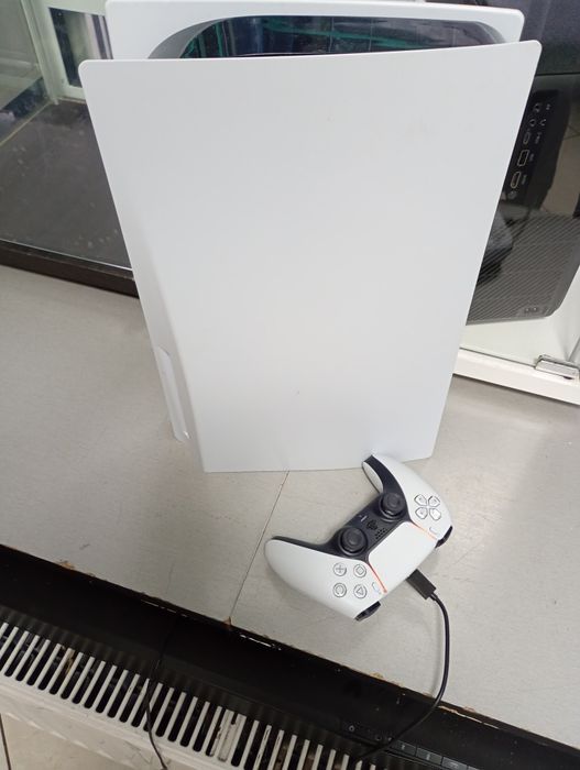 PS 5 Fat /ssd 825 GB