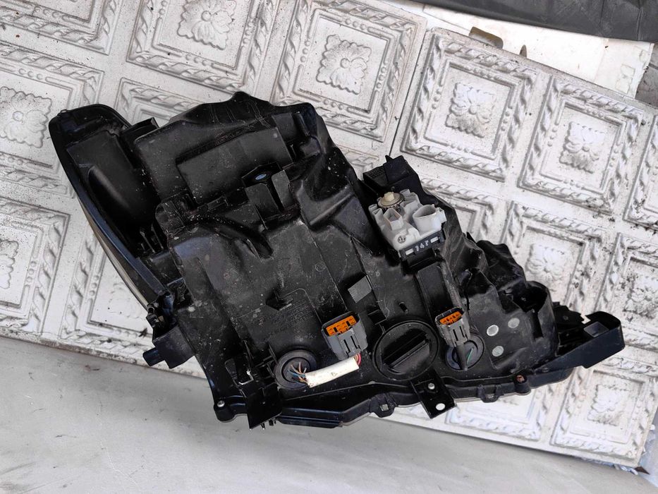 Оригинален фар Мазда 3  Mazda 3 Full Led