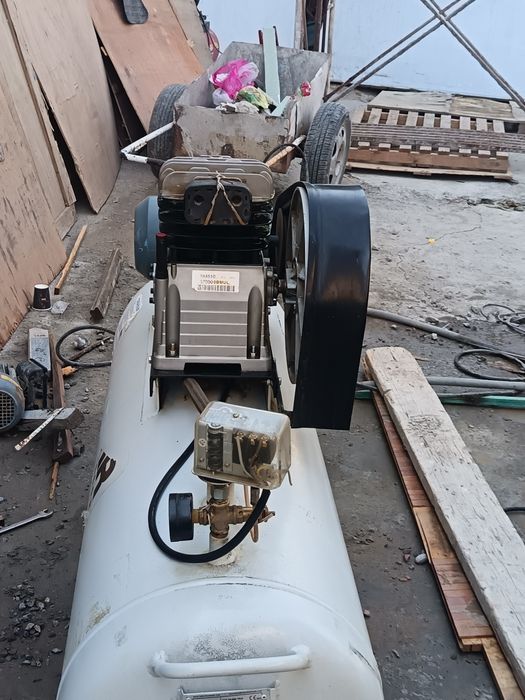 Кампресер продается