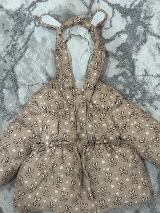 курточки на девочку