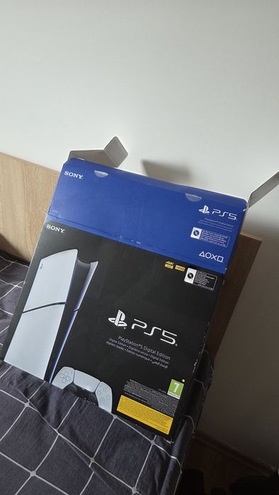 Playstation 5, 3 luni vechime, garantie si factura