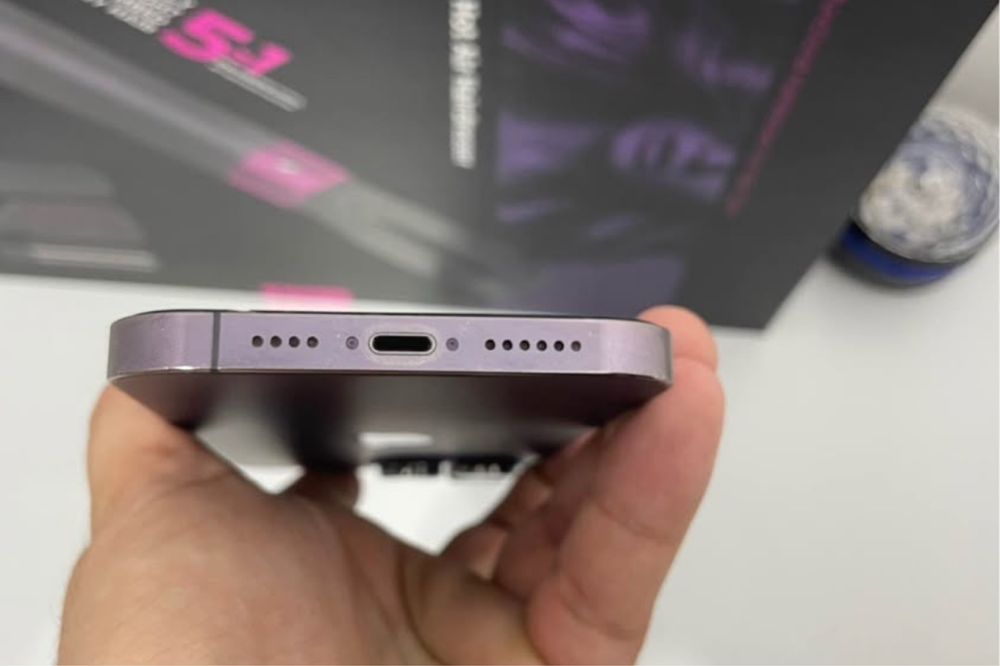 Iphone 14 pro max purple