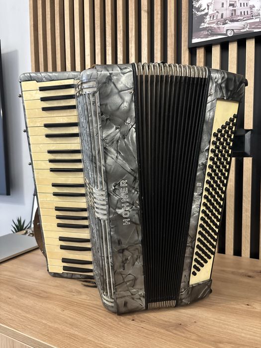 Acordeon Hohner Verdi 3 cu 120 de basi Vergea