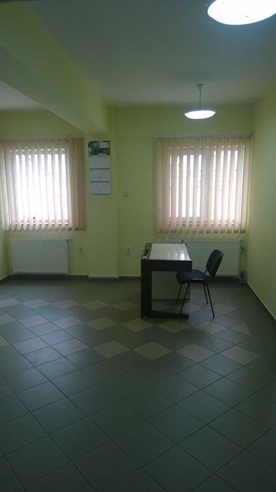 Central - Imobil Comercial & office & rezidențial