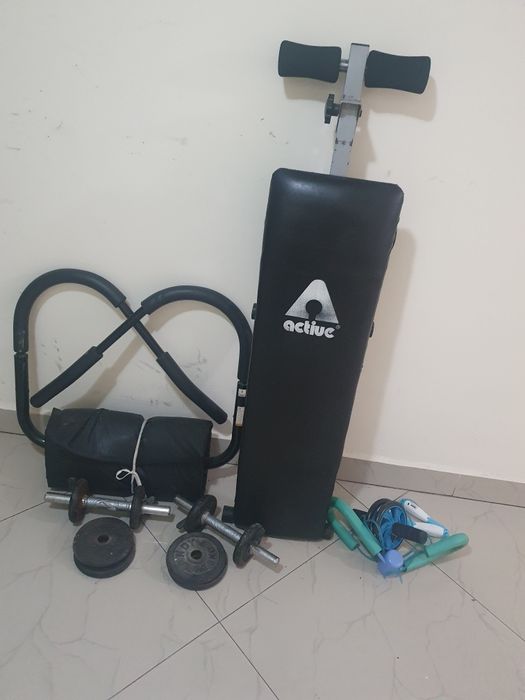 Vând aparate antrenament