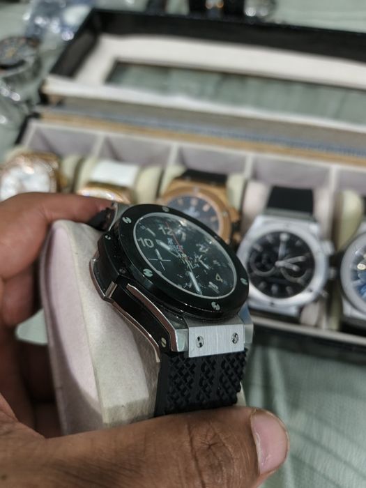 Soat Hublot batareyka korpus neyjavika rangi ocmidi