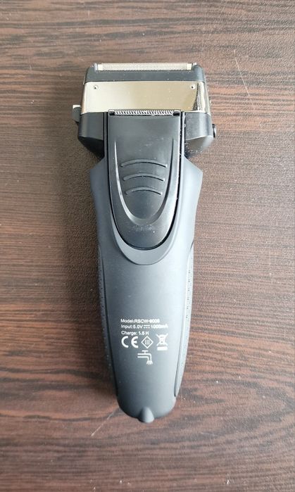 Машинка за сухо и мокро бръснене и оформяне на брада Surker Pro