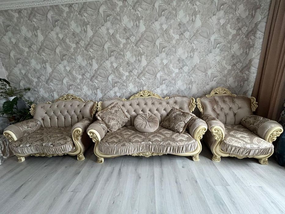 Продам мягкий уголок