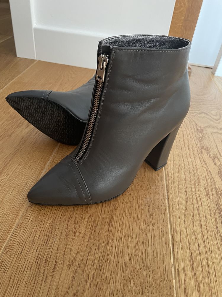 Botine piele nr 37