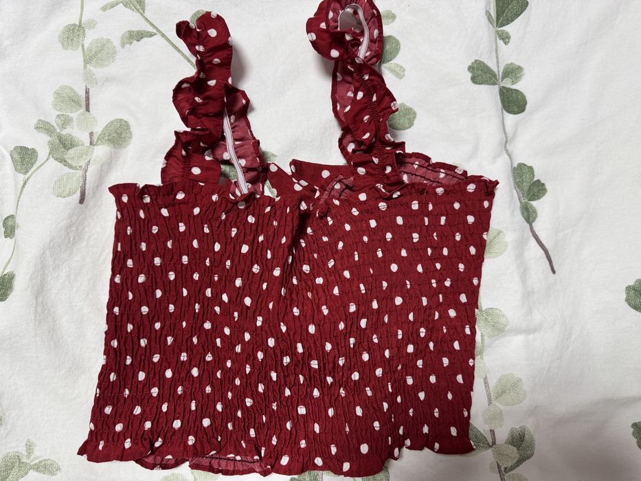 Бодита и топове H&M и Zara