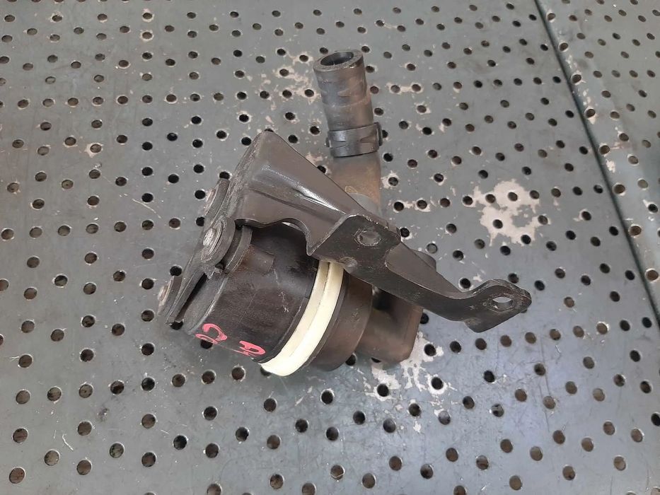 Pompa recirculare apa 2.0 tdi vw tiguan 5n golf 6 sharan 7n audi a3 8p a4 b8 seat altea 5p1 5n0965561a