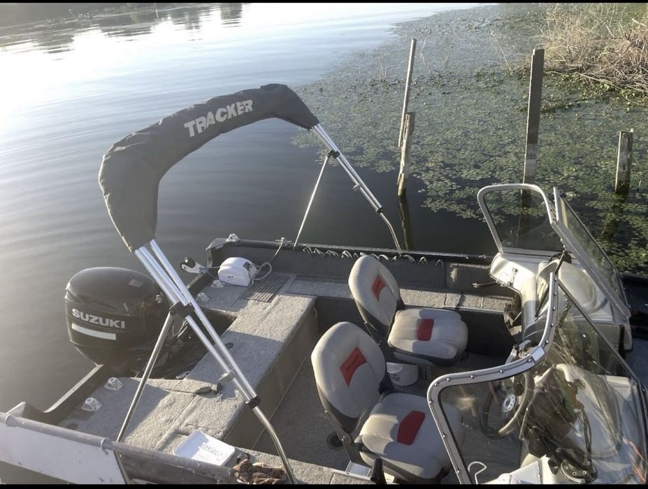 Tracker Pro Guide V-16WT/Suzuki 90/Peridoc 1100