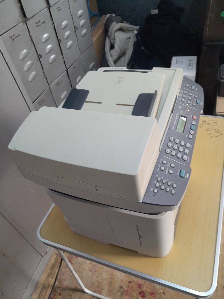 Multifuncțională HP laser jet 3390