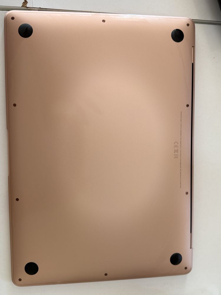 Apple Macbook Air 13.3 256Gb Gold