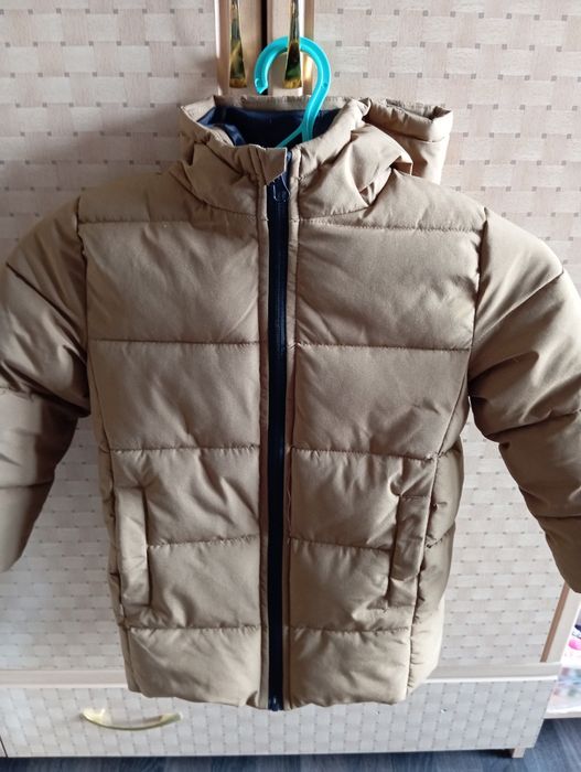 Продам куртку на мальчика