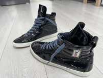 Adidasi Yves Saint Laurent